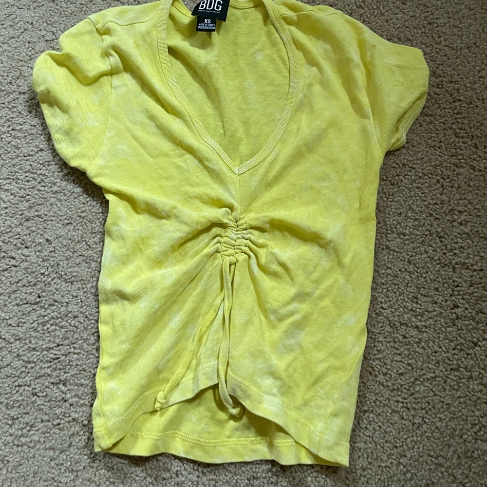 Bdg yellow tie-dye top with cinch size small